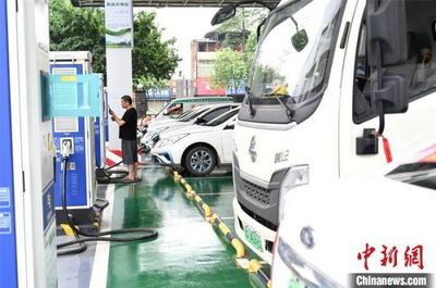 新政引領(lǐng)未來(lái) 充電網(wǎng)絡(luò)智能化升級(jí)，讓新能源出行更便捷經(jīng)濟(jì)